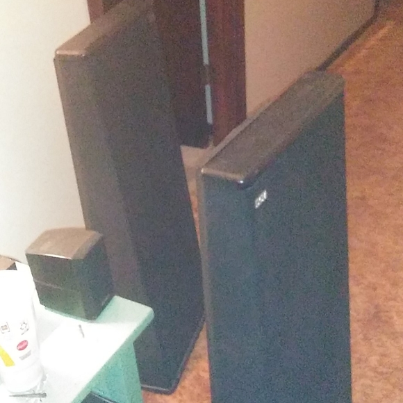 Speakers - Picture 6 of 11